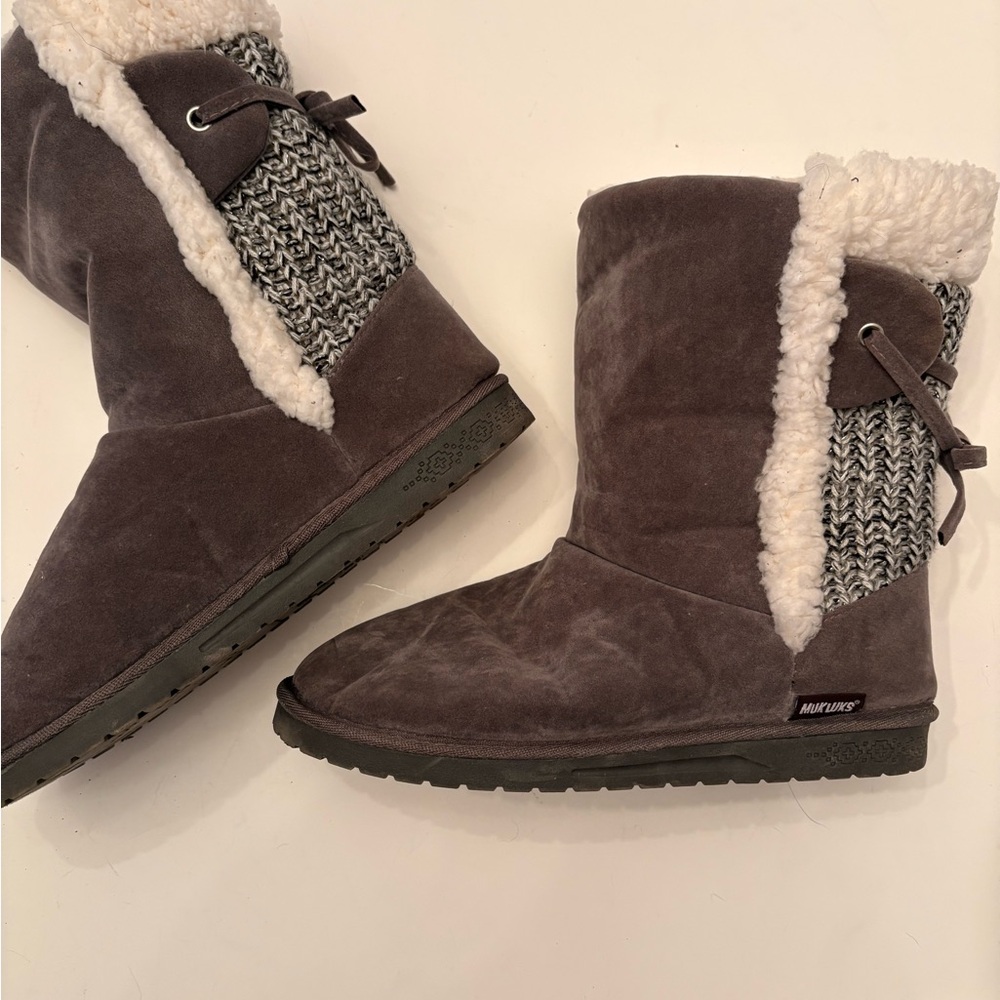 MukLuks Gray Fau Fur White Sherpa Boots size 11